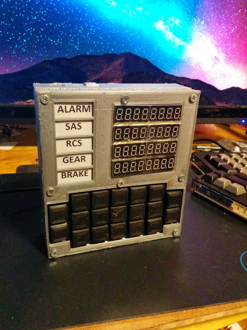 Illustration for article titled Guy Builds an Actual Working Flight Computer for Kerbal Space Program